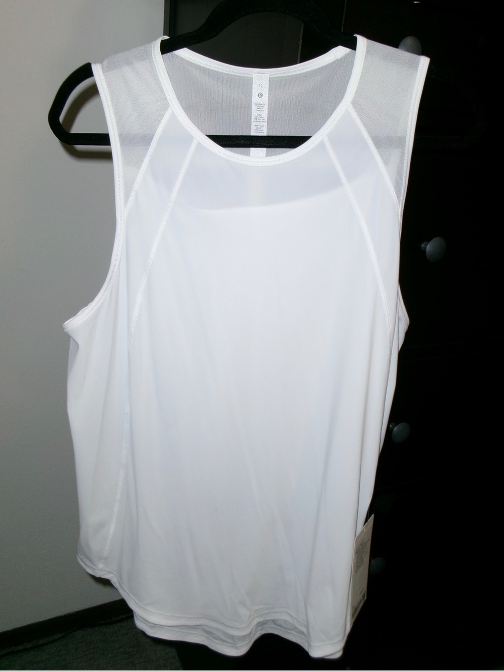 Lululemon Women’s White Sculpt Tank - Size 12